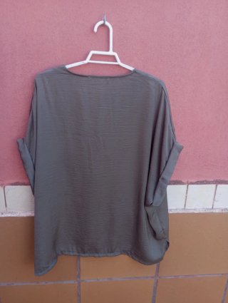 Blusa verde oliva talla única