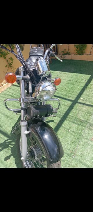 Suzuki Marauder 250cc Negra