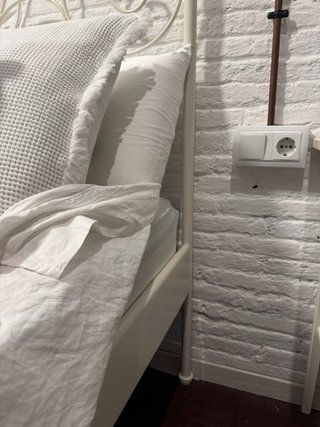 Estructura de cama + colchón