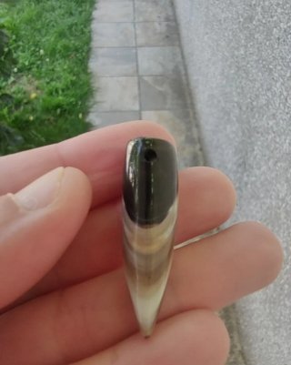 COLGANTE DE ÁGATA CON FORMA DE CUERNO (VINTAGE)