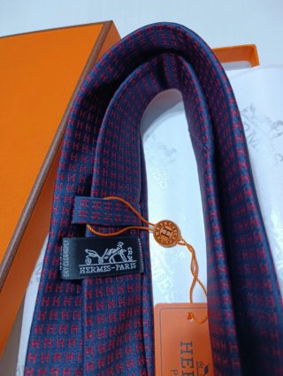 Corbata Hermès Azul y Roja