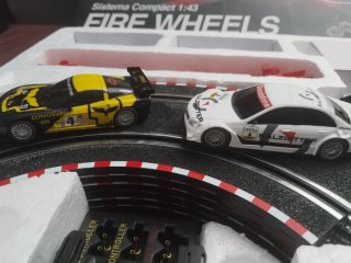 Circuito Scalextric Compact Fire Wheels