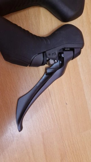 Manetas Shimano GRX RX820