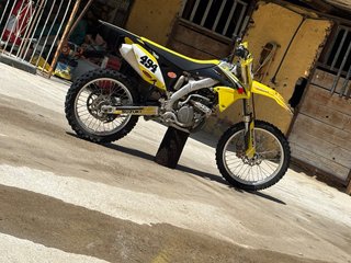 Suzuki RM-Z250 2.5 4T Motocross 2017