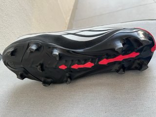 Adidas Predator 26 Academy sin cordones Talla 43.5