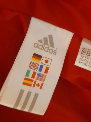 Cazadora Adidas Roja