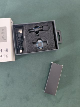 Micrófono Inalámbrico Clip-on con Receptor Lightni