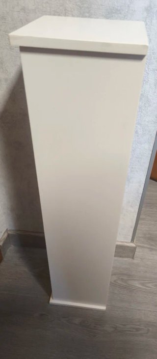 Armario estrecho blanco madera