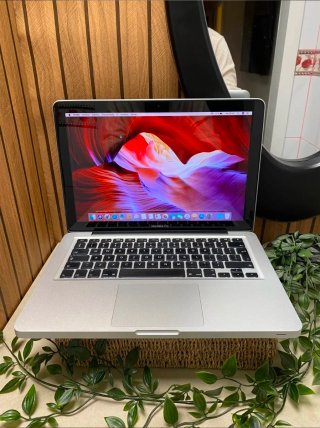 MacBook Pro core i5 /8ram/500gb
