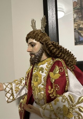 Cristo de vestir tunica bordada oro