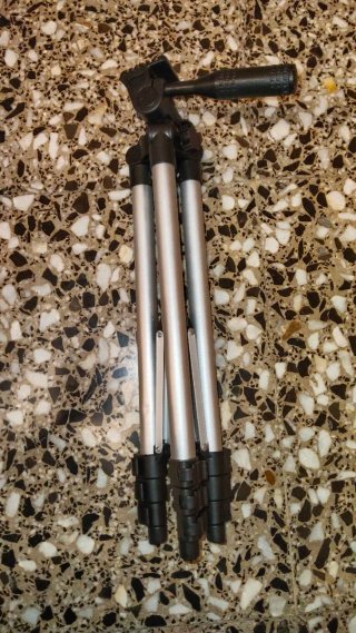 Trípode para Cámara y Telescopio