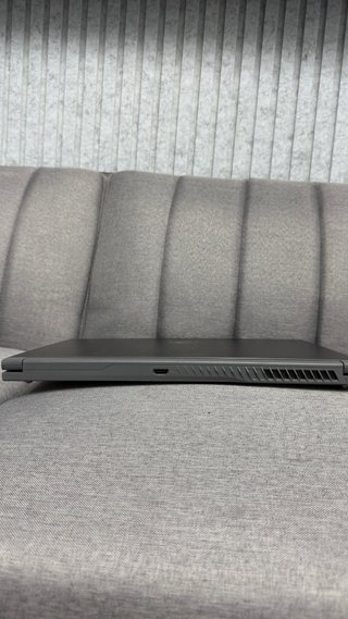 Portátil MSI Thin 15 i7 16GB/1TB SSD