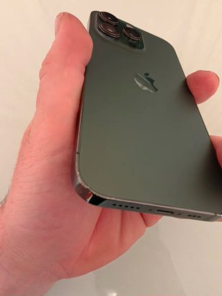 iPhone 13 Verde Oscuro