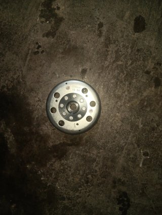 Plato magnético Piaggio Zip