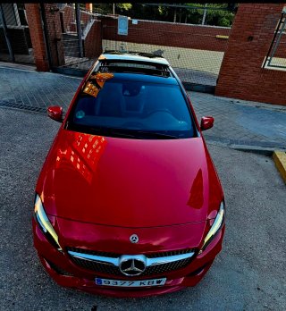 Mercedes-Benz Clase A 200d AMG LINE