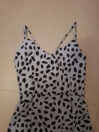 Vestido estampado negro y azul