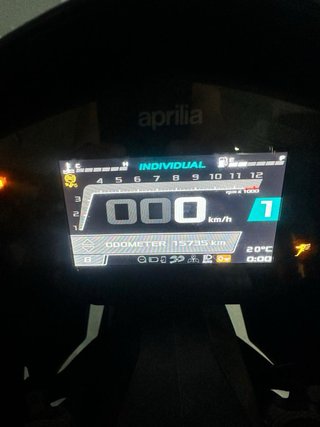 Aprilia RS 660 2021 Negra/Roja 15735Km