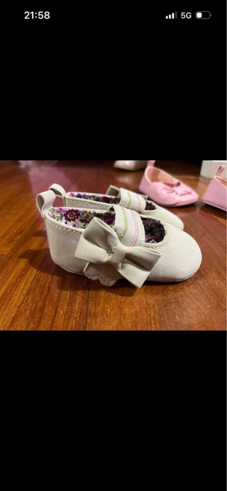 Zapatos de bebé niña Zara