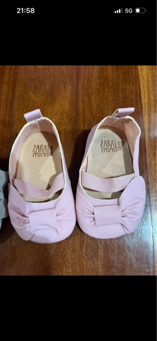 Zapatos de bebé niña Zara