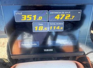 Lancha Invictus CX240