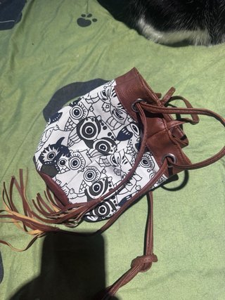 Bolsito de tela con estampado de búhos