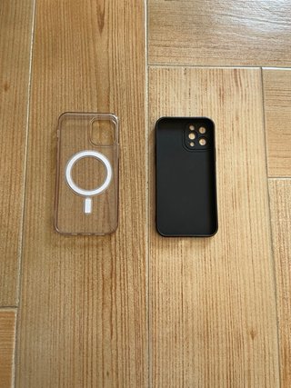 Cover iPhone 12 Pro (Trasparente e Nera)
