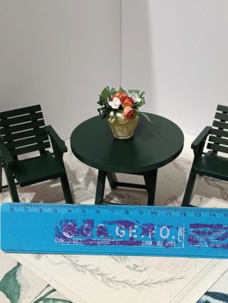 Miniatura tavolino con 2 sedie da giardino