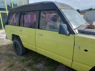 Nissan Patrol 1992