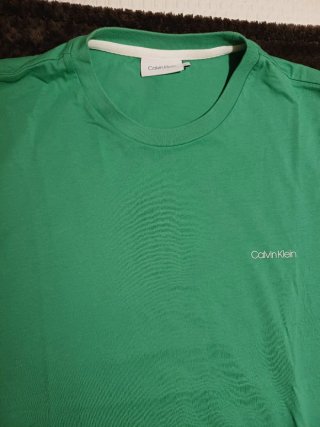 Camiseta Calvin Klein verde