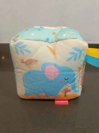 Cubo sensorial para bebés zorro