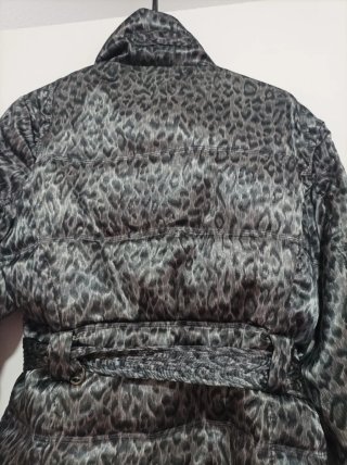 Chaqueta Zara Estampado Leopardo Talla xl