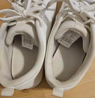 Zapatos blancos de hombre
