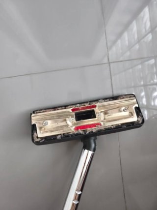 Tubo aspirador con accesorio