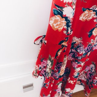 Vestido Cruzado Rojo Estampado Flores