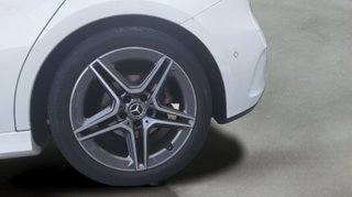 Mercedes-Benz Clase A 180 100 kW (136 CV)