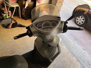 Kymco People 50cc Plata,l embrague nuevo,correa...