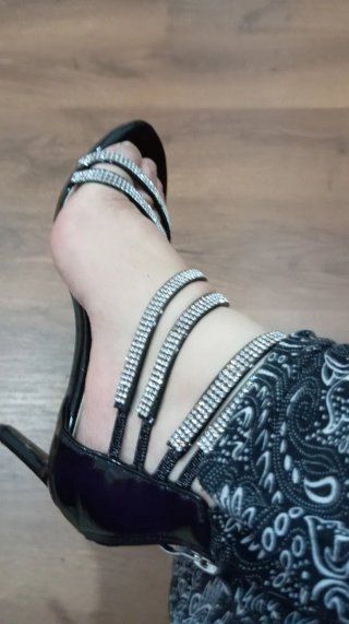 Tacones negros y plateados talla 38