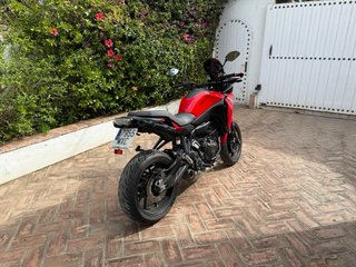 Yamaha Tracer 7 Roja
