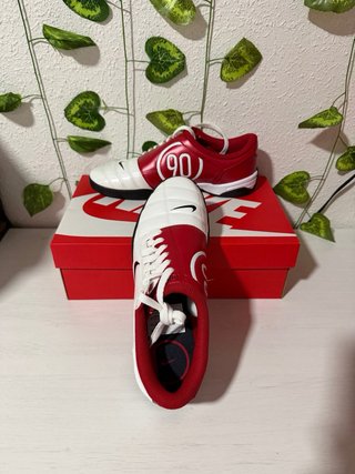 Nike Total 90 Talla 41 Gym Red