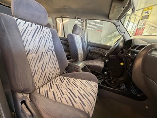 Toyota Land Cruiser ¡4x4 125cv!