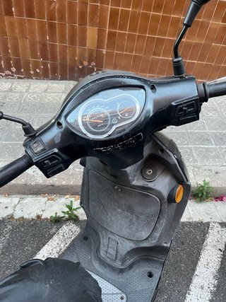 Moto Scooter Sym Symphony 50 Negra