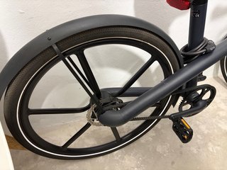 Bicicleta eléctrica Honbike Negra