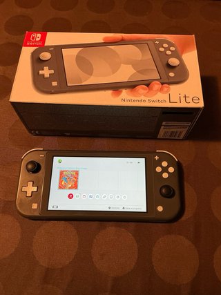 Switch Lite + 128gb SD