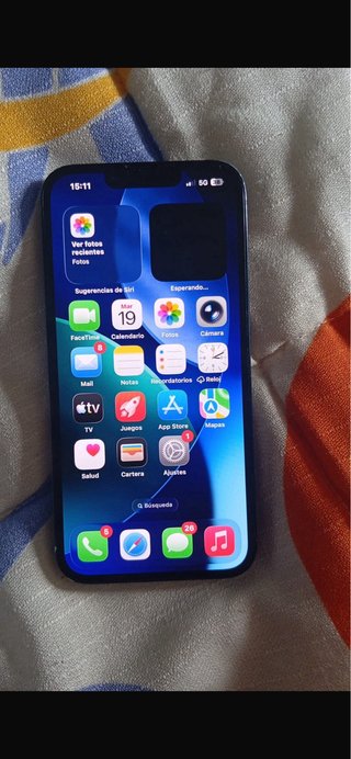 iPhone 13 Apple