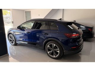 Audi Q4 e-tron S line 50 e-tron quattro 82kWh 220 kW (299 CV)