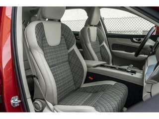 Volvo XC60 T8 Momentum AWD Auto 287 kW (390 CV)