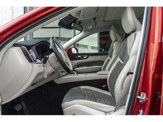 Volvo XC60 T8 Momentum AWD Auto 287 kW (390 CV)