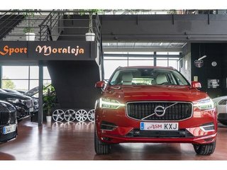 Volvo XC60 T8 Momentum AWD Auto 287 kW (390 CV)