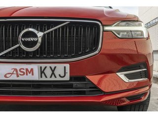 Volvo XC60 T8 Momentum AWD Auto 287 kW (390 CV)