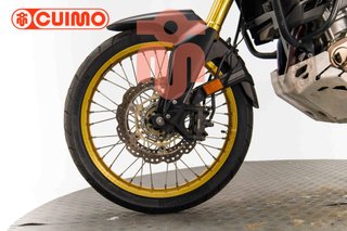 HONDA CRF1000L AFRICA TWIN
